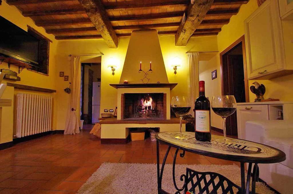 Cottage Le Ginestre Con Piscina In Val D'Orcia Radicofani Exterior foto